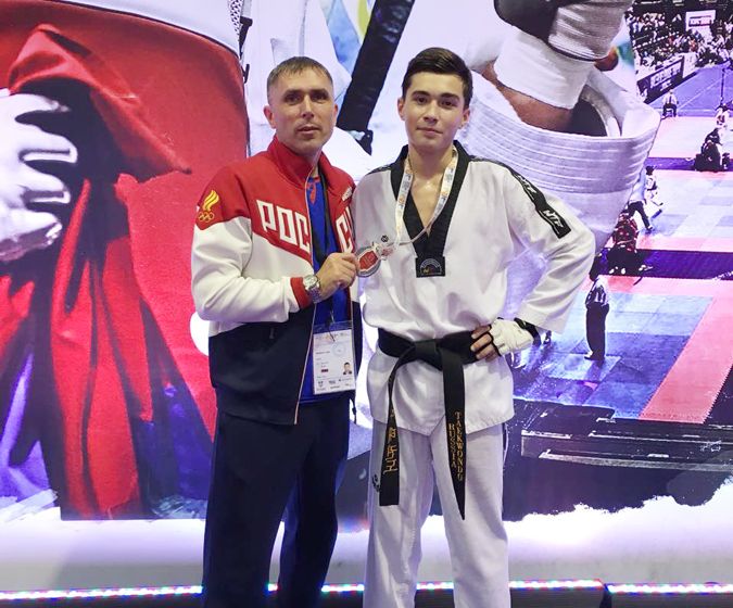 Барнаульский спортсмен Ян Искуснов – серебряный призёр международного турнира по тхеквондо «Сербия Оpen»