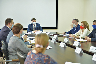 В администрации Барнаула рассмотрели петицию жителей по сохранению зелёной зоны парка им. Ленина