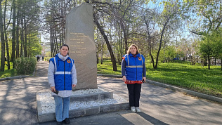 В Барнауле общественники и ЧОП продолжают дежурство у памятных мест 