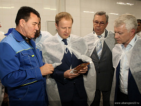 Виктор Томенко провел выездное заседание Общественного совета по вопросам легализации малого и среднего бизнеса