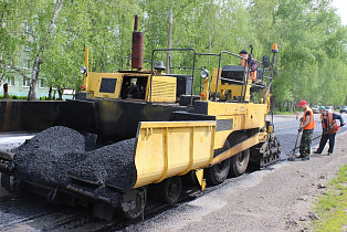 Текущий ремонт дорог в Барнауле продолжается