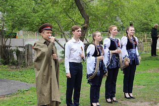 «Фронтовые бригады» поздравляют ветеранов с наступающим праздником Победы