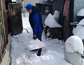 Барнаульские волонтеры помогают ветеранам