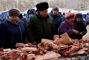 2,3 миллиона рублей составил товарооборот субботней ярмарки в пригороде Барнаула