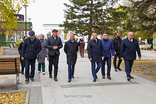 В Барнауле завершаются работы по благоустройству парков, запланированные на текущий год