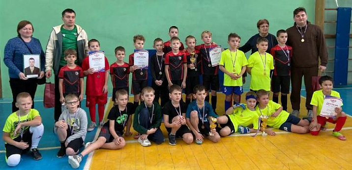 В школе района почтили память героя Максима Григорьева