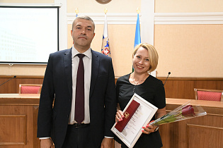 В Барнауле чествовали лучших представителей сферы торговли