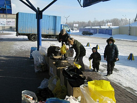 Прошла акция по раздельному сбору вторичного сырья на парковке магазин «Прораб»