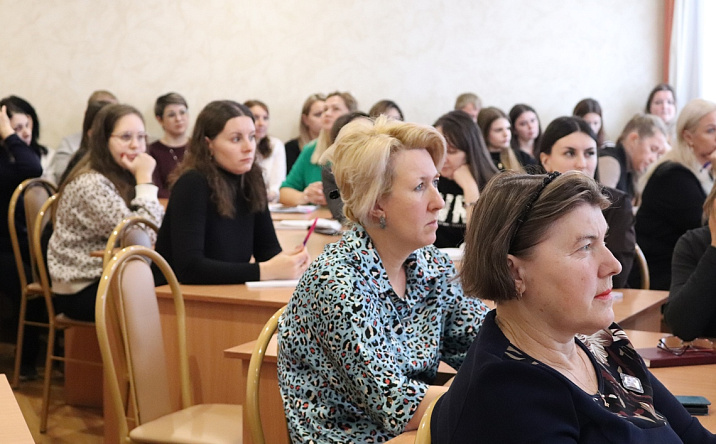 В администрации Ленинского района прошли занятия по санитарной обороне