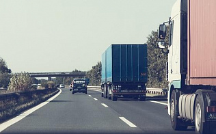 В апреле введут весенние ограничения для движения большегрузов по трассам Алтайского края 