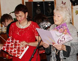 В Барнауле отметили 65-летний юбилей библиотеки для незрячих и слабовидящих