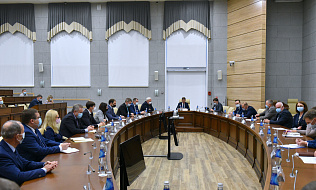 Вячеслав Франк провел заседание рабочей группы по развертыванию инфекционного госпиталя