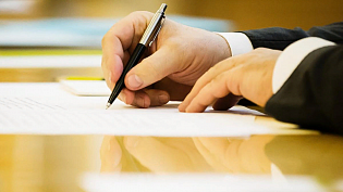 Губернатор Алтайского края Виктор Томенко вводит в регионе первый этап снятия ограничений