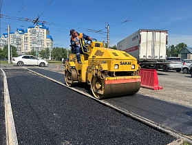 В Барнауле продолжается ремонт дорог в рамках нацпроекта «Инфраструктура для жизни»