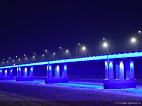Систему освещения Нового моста в Барнауле усовершенствовали