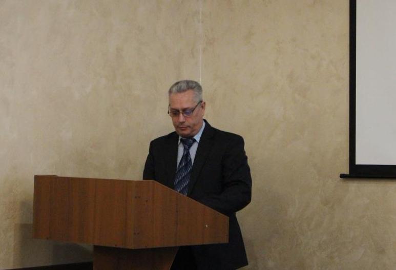 Управляющие компании Барнаула принимают активное участие в месячнике санитарной очистки