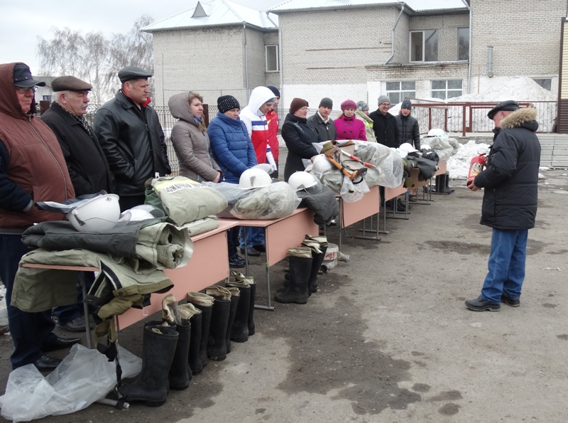 В пригороде Барнауле провели тренировку по ликвидации лесного пожара