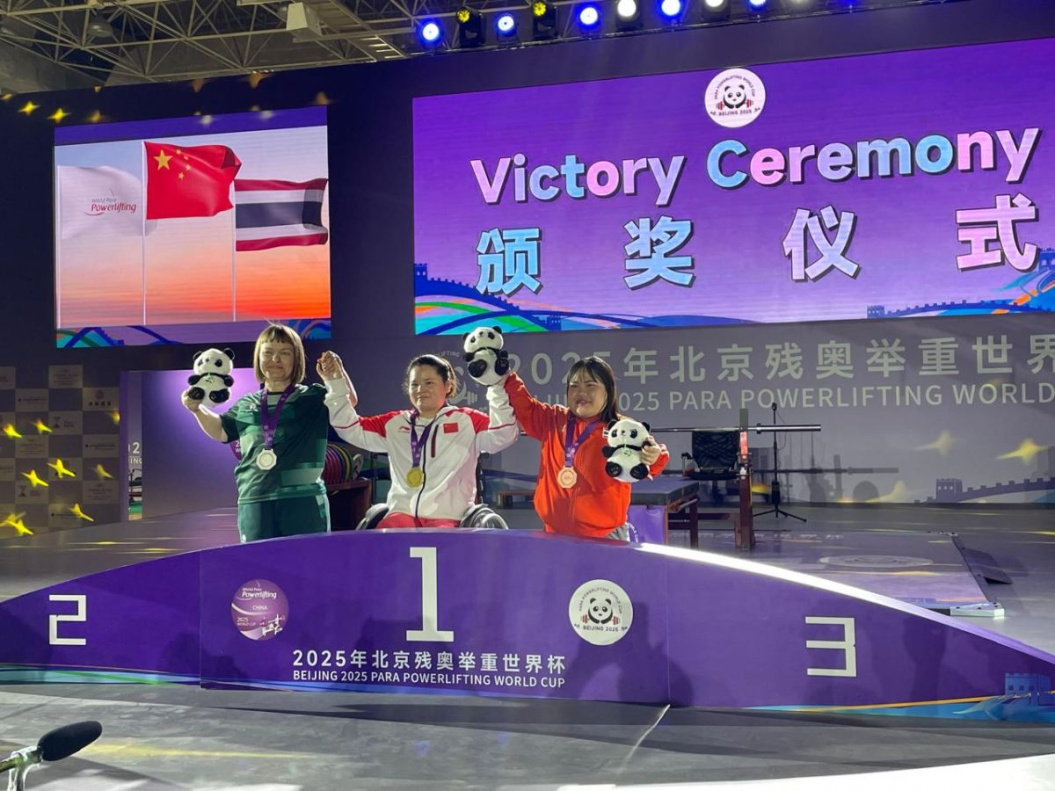 Тамара Подпальная из Барнаула завоевала две золотые и две серебряные медали Кубка мира по пауэрлифтингу