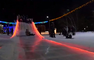 Глава города Сергей Дугин поручил усилить работу городских служб в период новогодних каникул