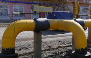 В связи с производством работ вблизи строящегося транспортного кольца на Власихинской-Малахова временно прекращена подача газа части потребителей Индустриального района