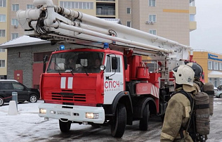 С руководителями предприятий потребительского рынка Барнаула обсудили вопросы пожарной безопасности