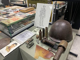 В Алтайском государственном университете открывается выставка к 80-летию Победы в Великой Отечественной войне