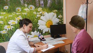  Cпециалисты краевого центра медицинской профилактики провели прием в пригороде Барнаула