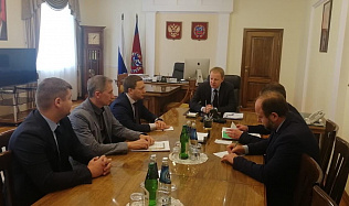 Губернатор Виктор Томенко провёл совещание по вопросу строительства отеля сети Radisson