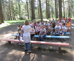 Как отдохнуть безопасно и с пользой для здоровья, рассказали детям в загородных лагерях