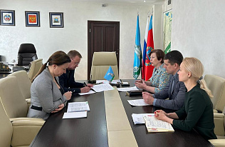 Глава Барнаула Вячеслав Франк и председатель Барнаульской гордумы Галина Буевич обсудили общегородскую повестку